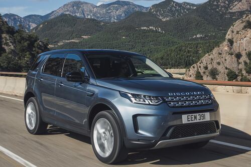 La Discovery Sport passa all'ibrido