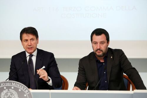 L'accordo sui migranti fa infuriare Salvini: "Nel governo bisogna parlare"