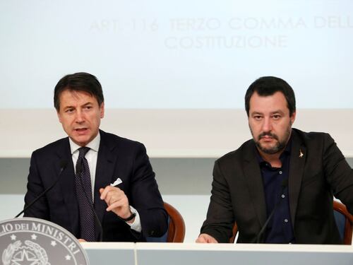 L'accordo sui migranti fa infuriare Salvini: "Nel governo bisogna parlare"