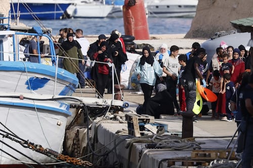 Migranti, basta flussi senza controlli