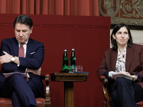 Schlein-Conte, grande freddo alle amministrative: addio al fortino rosso