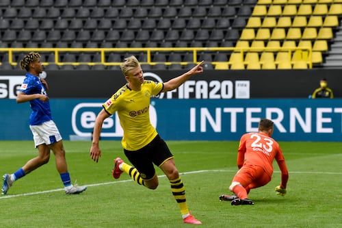 Bentornato calcio: in Germania gol e mascherine