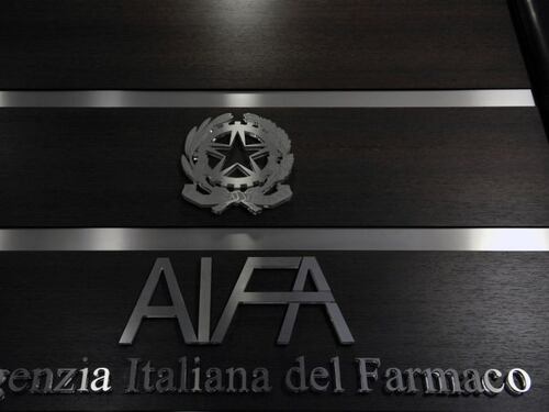 Aifa, dirigenti indagati: favorivano farmaci più costosi