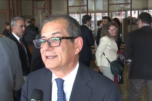 La ricetta di Giovanni Tria per l'Economia: "Aumentare l'Iva per fare la flat tax"