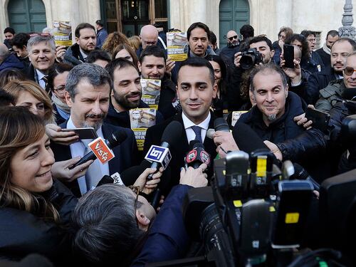 Di Maio: "Siamo noi l'unico futuro per l'Italia"