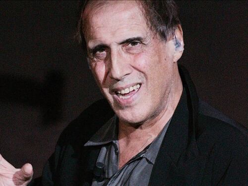 Celentano torna ad esternare: si va a votare e io sono preoccupato. Poi difende la Raggi
