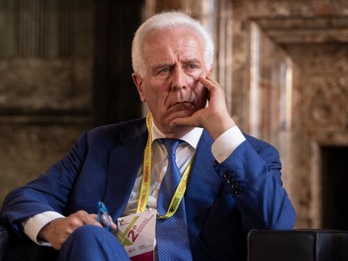 Pd, si apre la grana toscana. Il caso della transizione di genere e i minori