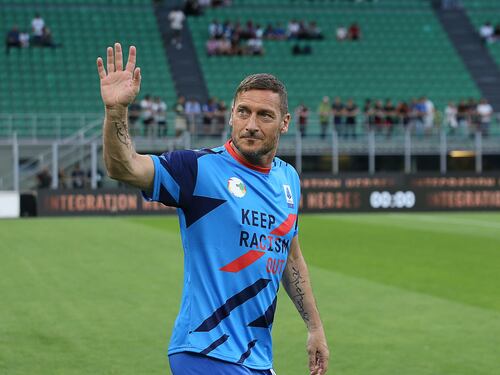 Francesco Totti è su tutte le furie per i retroscena su Ilary Blasi e Noemi Bocchi