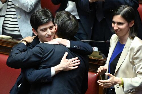 Covid, show in aula di Conte e Speranza: “È una vendetta politica”