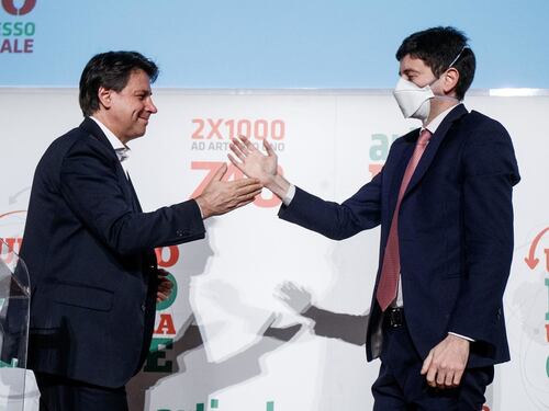Covid, Giuseppe Conte e Roberto Speranza scaricano le colpe su Crisanti