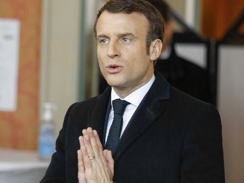 Coronavirus, Macron chiude le frontiere: siamo in guerra