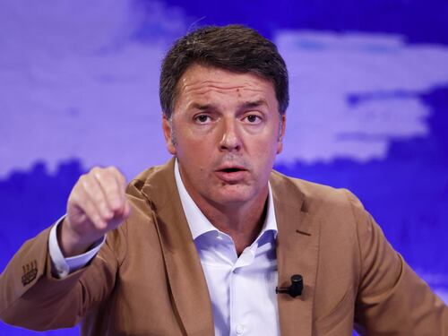 Matteo Renzi ricorda Silvio Berlusconi: ha fatto la storia d'Italia