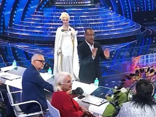 Tale e quale show, Malgioglio senza freni: "Volatili". Carlo Conti di sasso