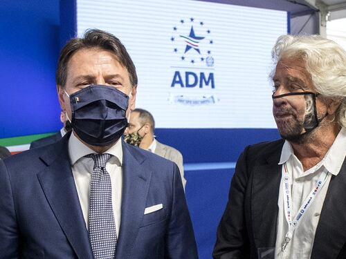 Nuovo M5s col manuale Cencelli. Guerra sulle cariche, chi piazza Grillo contro Conte