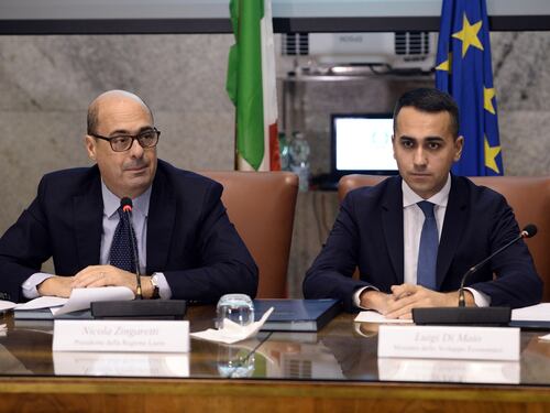 Lo schiaffone di Di Maio a Zingaretti: "Alleanza col Pd? Non ci penso proprio"
