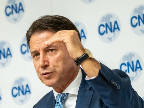 Tensione Conte-Draghi: “Si è tolto sassolini da scarpe ma da lui nessuna strategia sul gas”