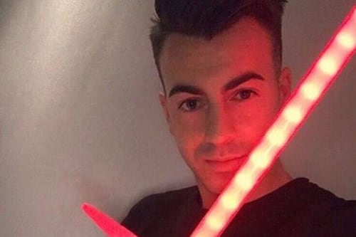 El Shaarawy pensa a Star Wars. Dopo Zorro la Champions League si gioca anche così