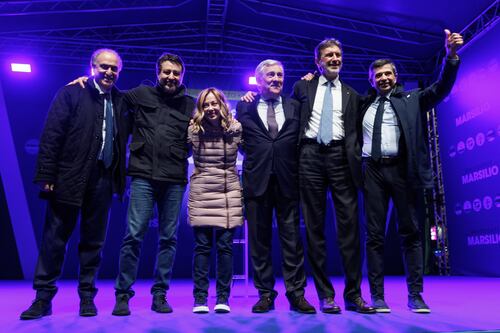 Elezioni, “ma quale Ohio, questo è l’Abruzzo”. Paragone a valanga