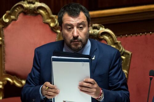 Salvini: "Tagliare tasse per ridurre debito"