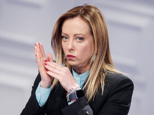 "Bene che ci si parli", Meloni promuove il dialogo Letta-Salvini