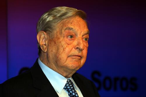 Soros accusa il governo: troppo vicino alla Russia. Salvini: mai avuto un rublo da Mosca