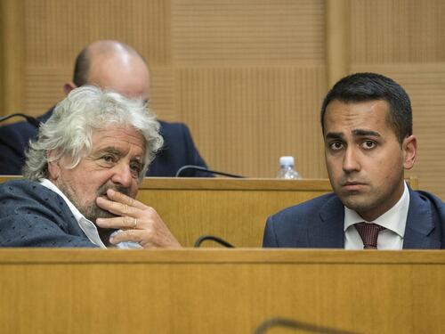 Caos M5s, Luigi Di Maio nel mirino. E arriva Grillo