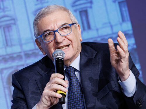Ramadan, “spettacolo indegno”. Foti respinge gli anti-Meloni: “Clima d’odio e il Pd tace”