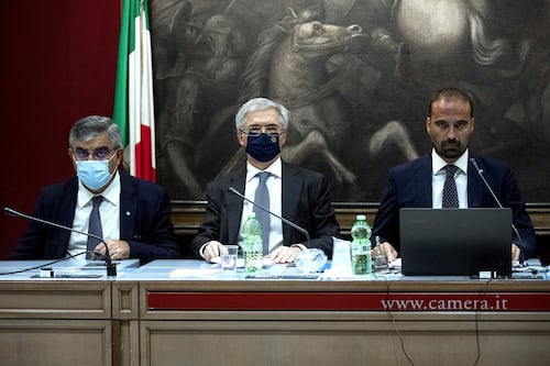 Mps-Unicredit, l'audizione del ministro Franco: almeno 2500 esuberi, cessione non in discussione