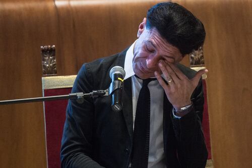 Ezio Bosso gela il pubblico: non posso più suonare, ecco perché