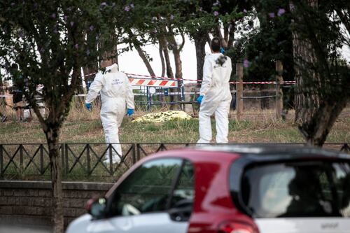 "Facciamo noi da garanti", Diabolik e Casamonica al tavolo coi clan di Ostia
