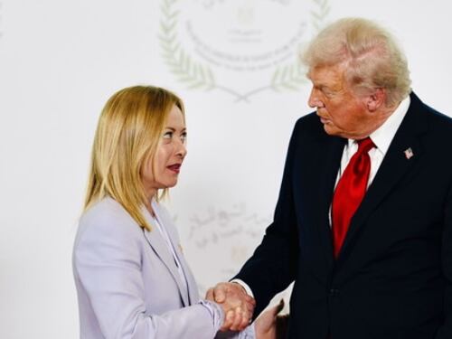 Meloni con Trump: "Nelle nostre democrazie non c'è spazio per l'odio politico"