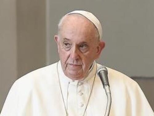 "L'ora della vergogna" Papa Francesco durissimo dopo lo scandalo dei preti pedofili in Francia: "Chiesa a lungo incapace"