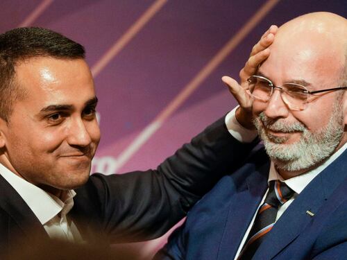 Disastro 5Stelle in Calabria: dal 47 al 7%. Traditi pure da chi prende il reddito di cittadinanza
