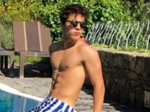Il figlio di Grillo e lo stupro di gruppo. L'accusa: "La tenevano per i capelli e le facevano ingurgitare vodka"