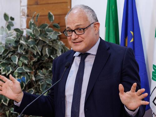 Roma, Gualtieri bocciato dai cittadini: è il peggiore sindaco delle grandi città