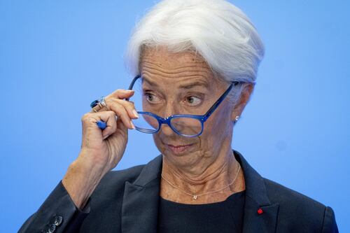 Allarme del Financial Times sull’Italia: la Bce sta scatenando la crisi, rischio default