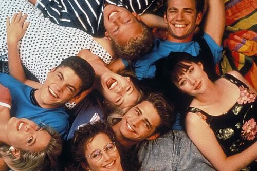 Torna Beverly Hills 90210 con gli attori originali (tranne due)