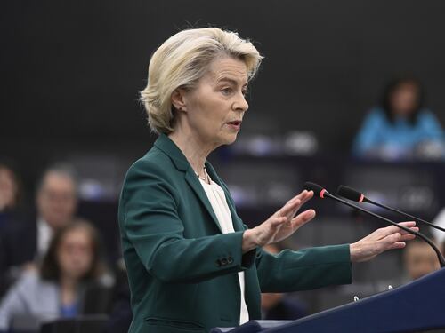 Ursula paga l'Islam. L'Ue stanzia 10 milioni per il "Corano europeo"
