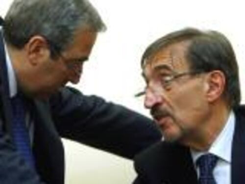 Lo scontro arriva in Direzione