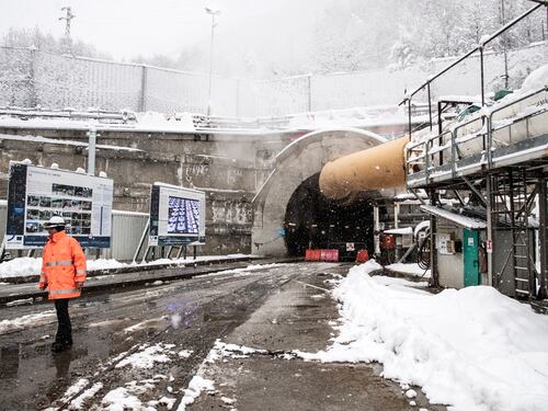 Buco nell'acqua sul Tav Torino-Lione. Senza accordo il governo prende tempo