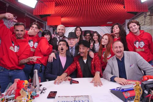 Viva Rai2 Fiorello debutta su Instagram e Raiplay, chi è il primo ospite