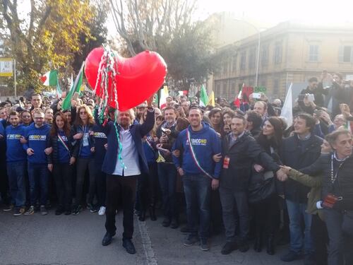 Beppe Grillo punta in alto: Se vince il No andiamo a governare