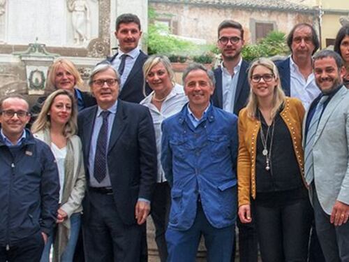Sgarbi è il sindaco di Sutri