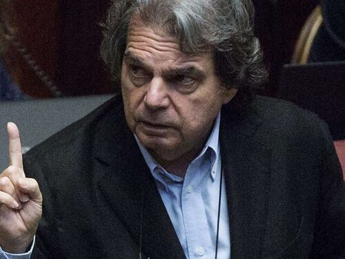 Rivolta contro Brunetta. Lui: "Lascio"
