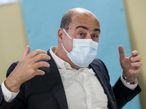 La faccia tosta di Zingaretti. Ora è contro “i giochi di potere”, che vergogna…