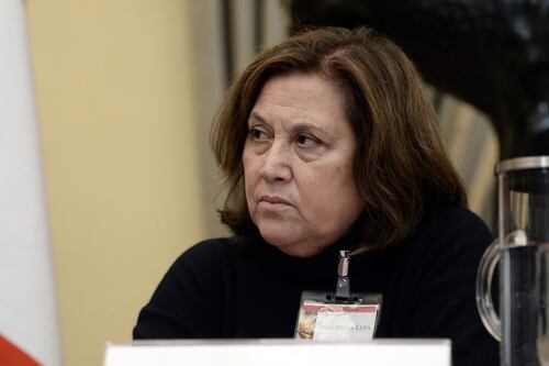 Lucia Annunziata bacchetta l'alcol di Nicola Zingaretti
