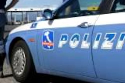 Capotreno ucciso a coltellate a Bologna nel parcheggio della stazione