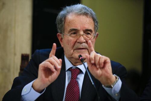 Prodi ha ragione, i giovani sono ignoranti ma la colpa è anche sua