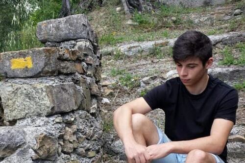 Giallo a Parigi, 18enne italiano muore dopo un volo di 45 metri