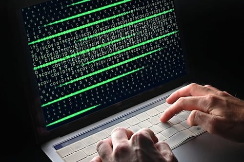 Italia nel mirino dei cyberterroristi: 9.250 attacchi in un anno